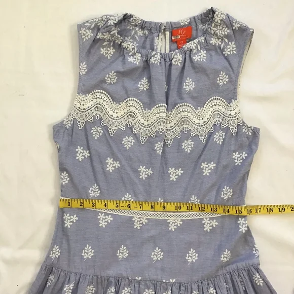 Monique Lhuillier Women EleganyBlue & White Embroidered Sleeveless Dress Size 12 - Picture 10 of 12